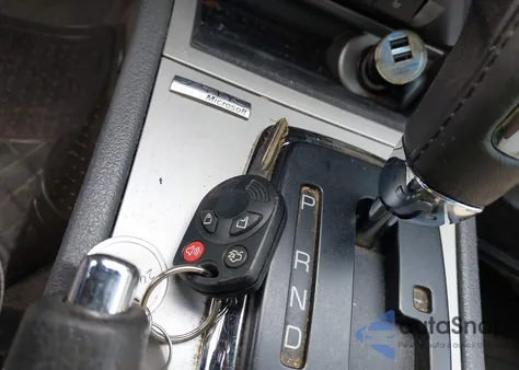 2010 Ford Fusion Sel из США, поврежденный, VIN 3FAHP0JG4AR129022